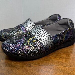 Alegria Womens Glee Surreally Colorful Metallic Shoe Slip-On Loafers, sz 39 / 9
